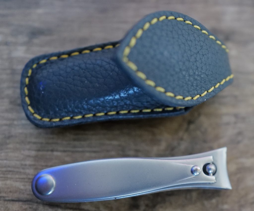 Nail clips