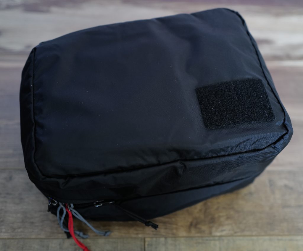 Clothing container
